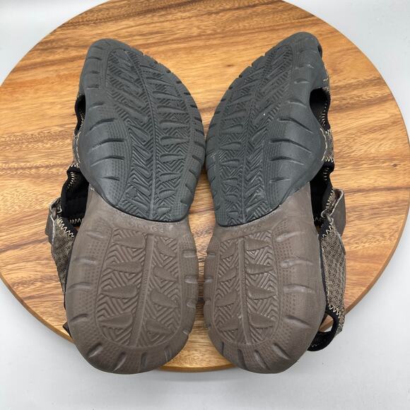 Sandals_&_Flip_Flops